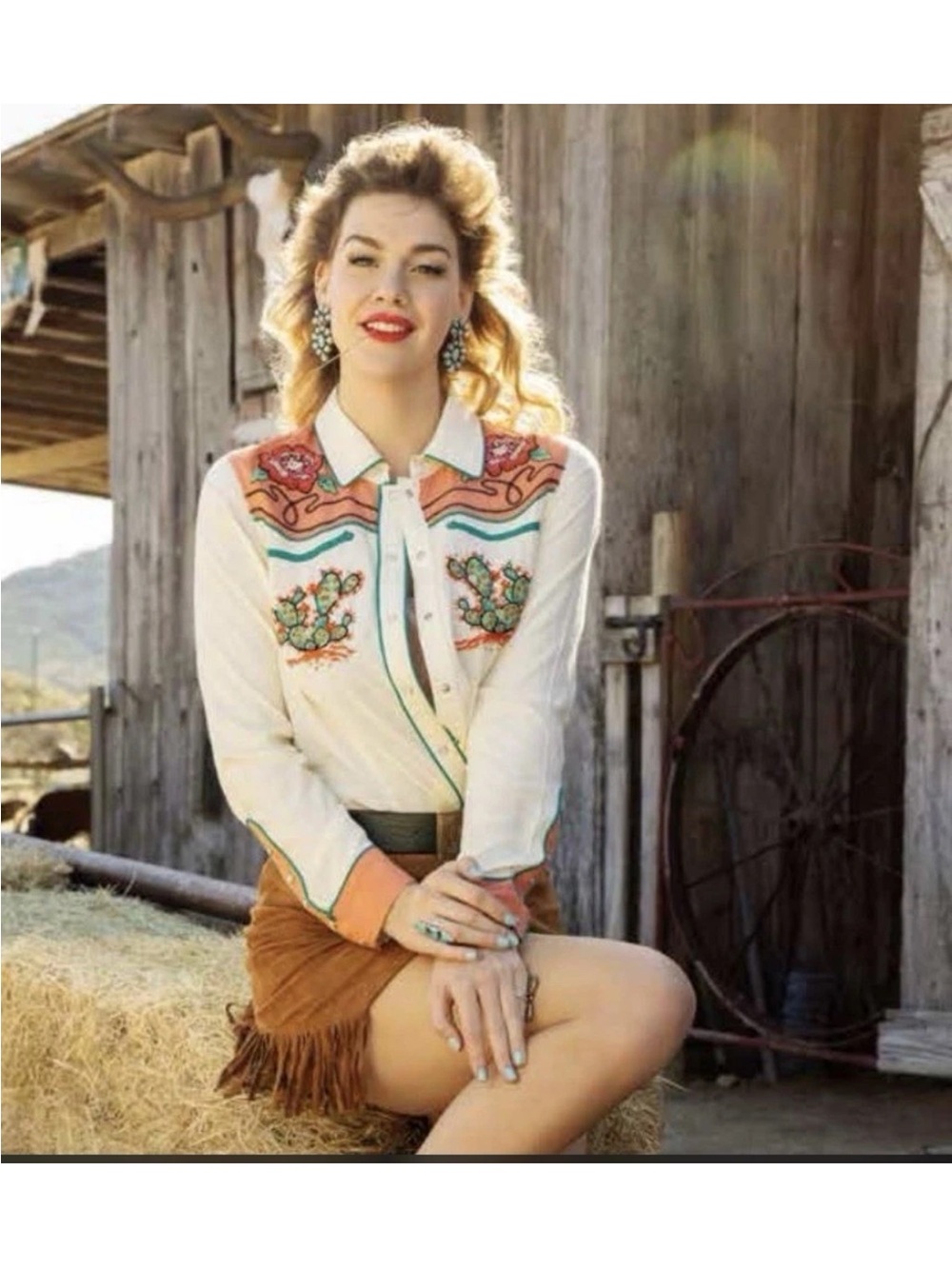 Double D Ranch Pal of the Pioneers Top embroidered beaded cactus rose RTL $395 L